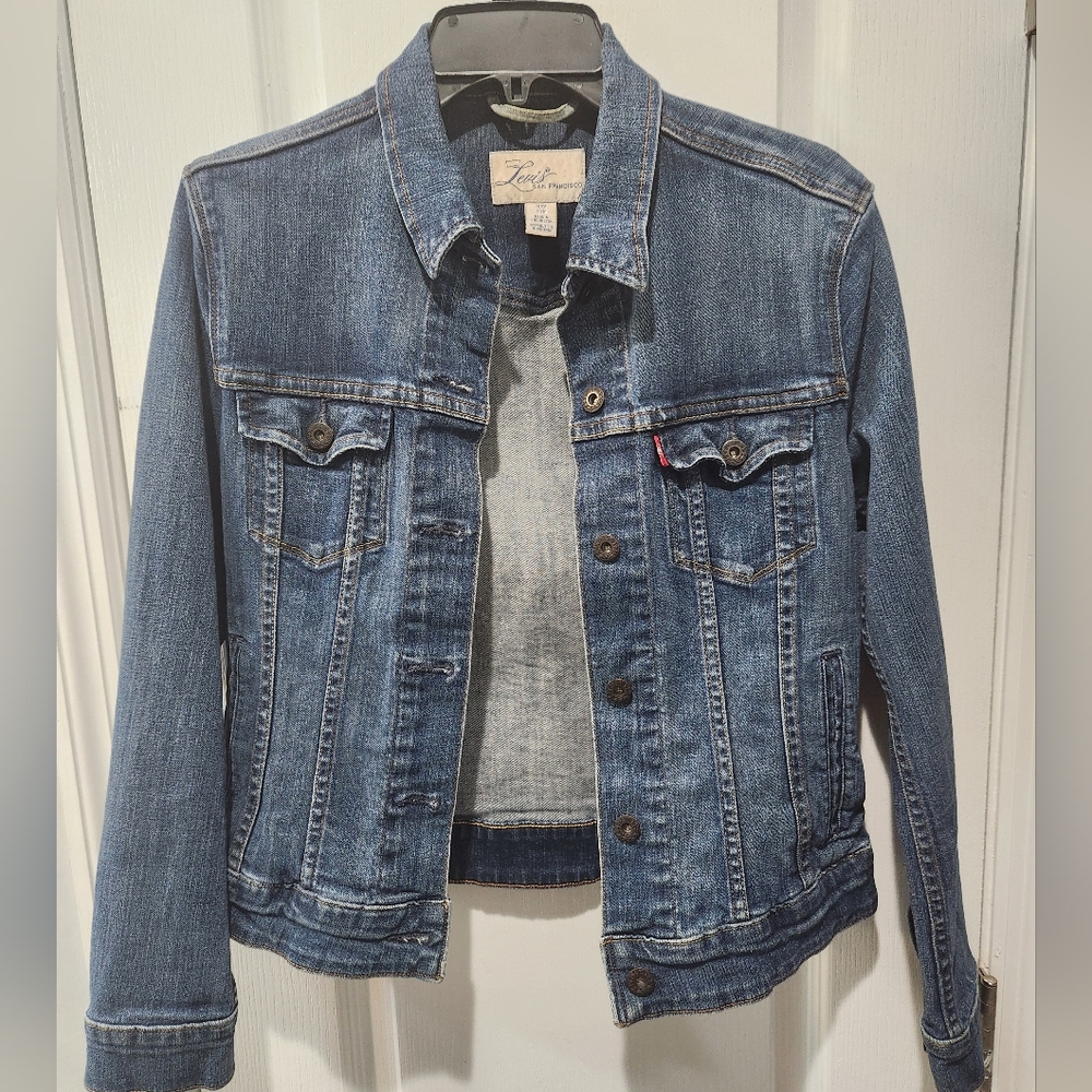 Levi's San Francisco Women's Size Medium Cotton Jean Jacket